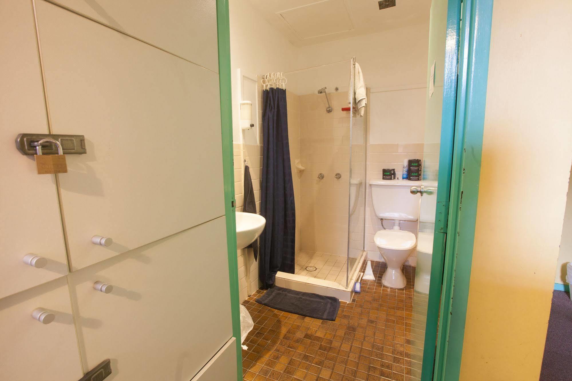 The Village Kings Cross Сидни Екстериор снимка